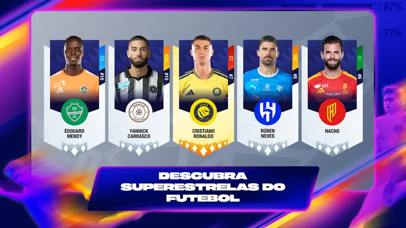 Cinco cartas de futebolistas em Top Eleven, com Édouard Mendy, Yannick Carrasco, Cristiano Ronaldo, Rúben Neves e Nacho